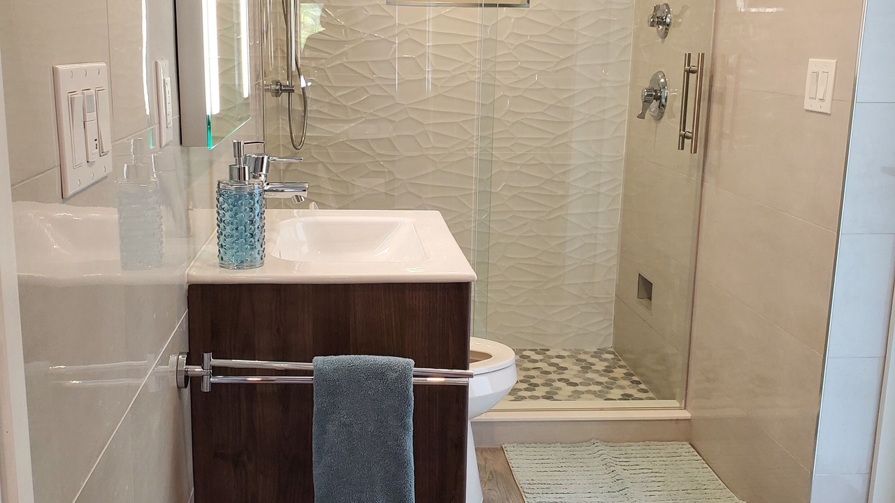 Photo of Bathroom in Sunrise Point