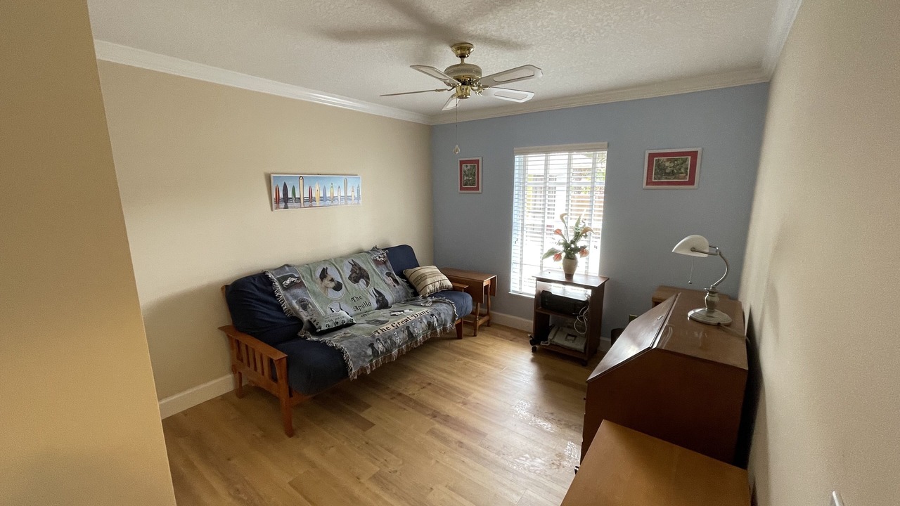 Photo of Livingroom in Florida Ridge