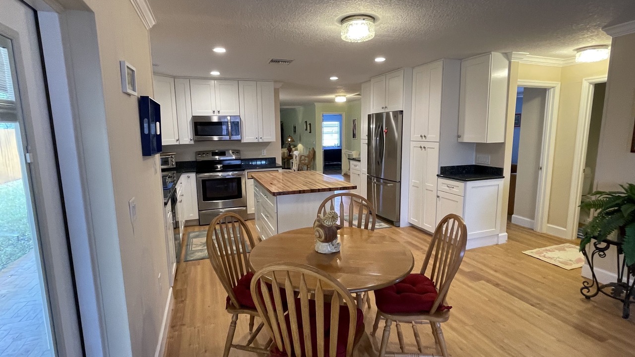 Photo of Kitchen in Florida Ridge