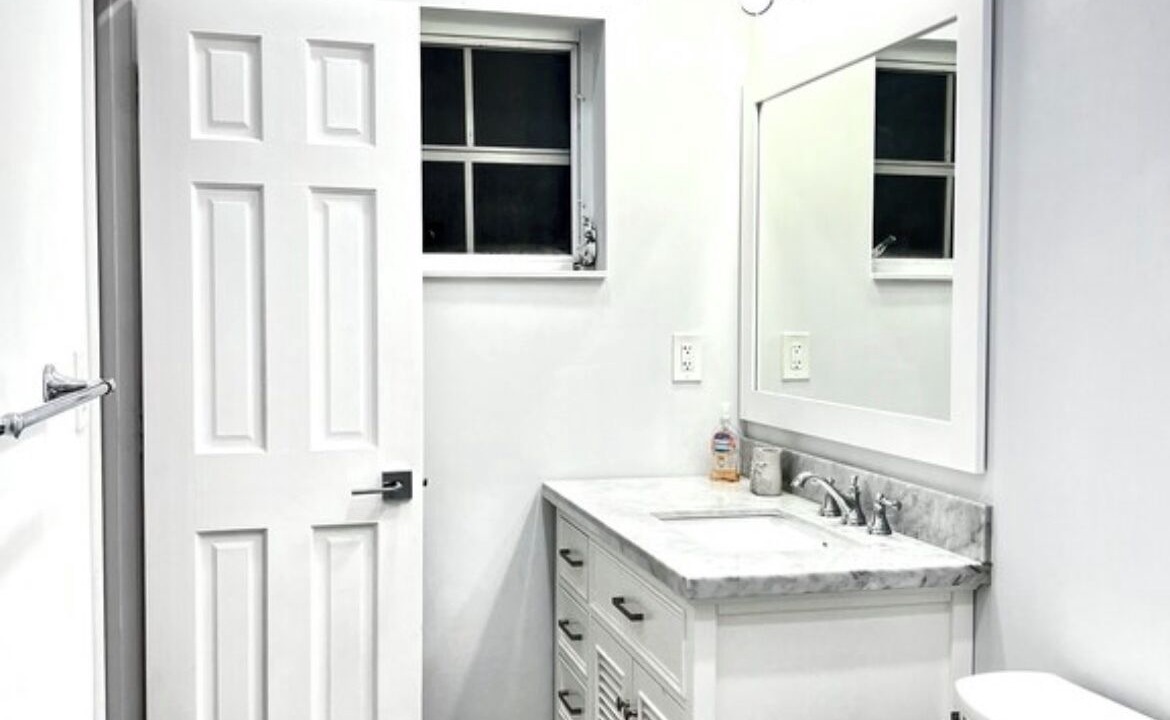 Photo of Bathroom in Islamorada