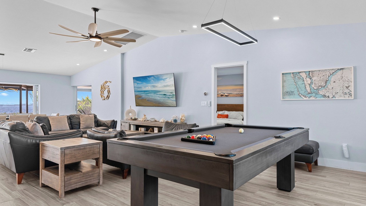 Photo of Bedroom in Yacht Club
