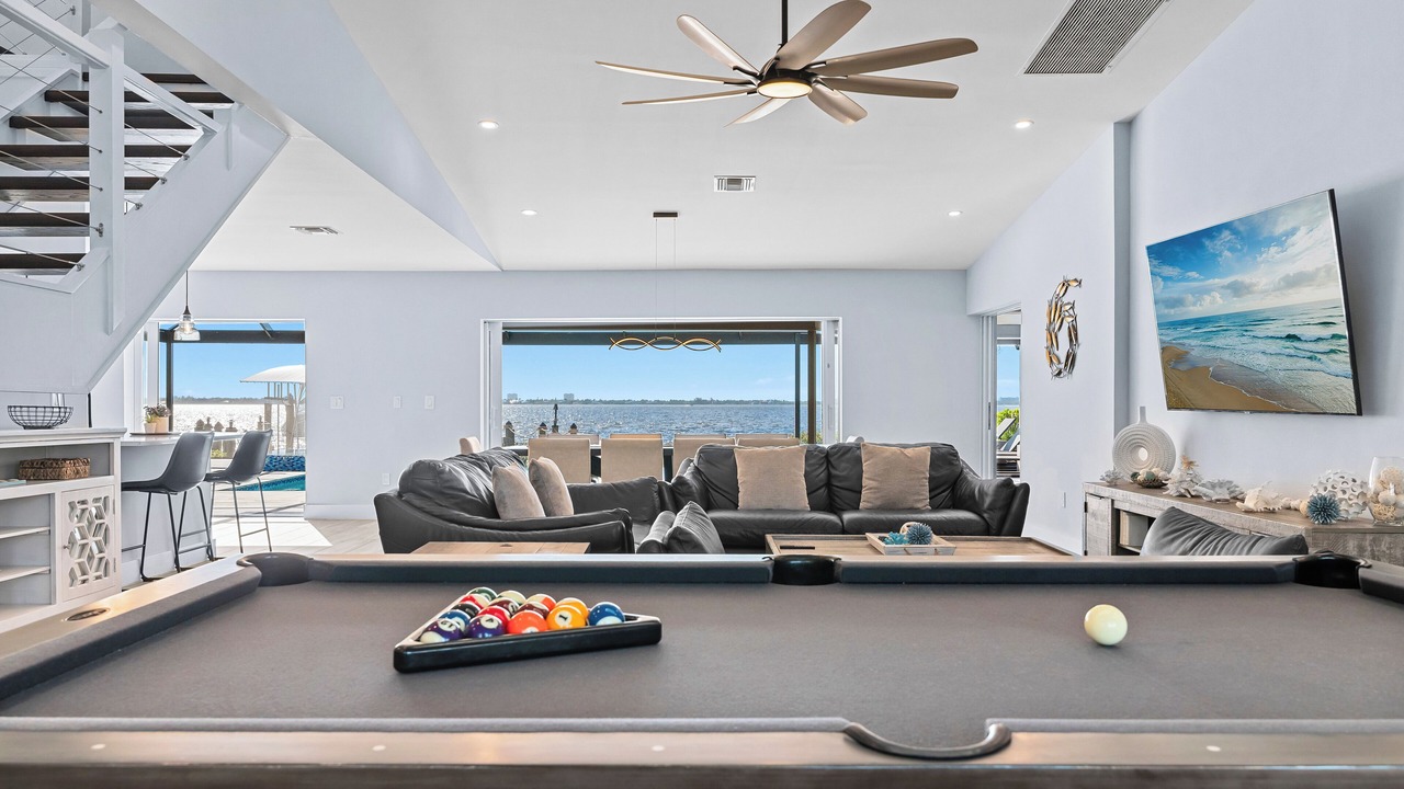 Photo of Bedroom in Yacht Club
