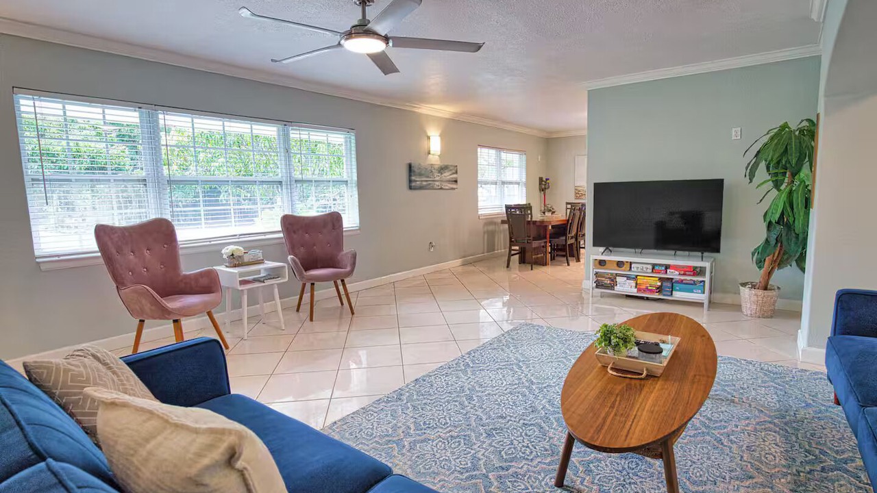 Photo of Livingroom in Trailer Estates