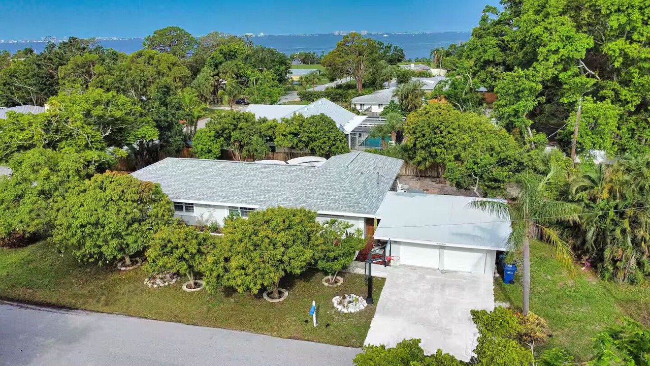 Photo of Outdoor in Trailer Estates
