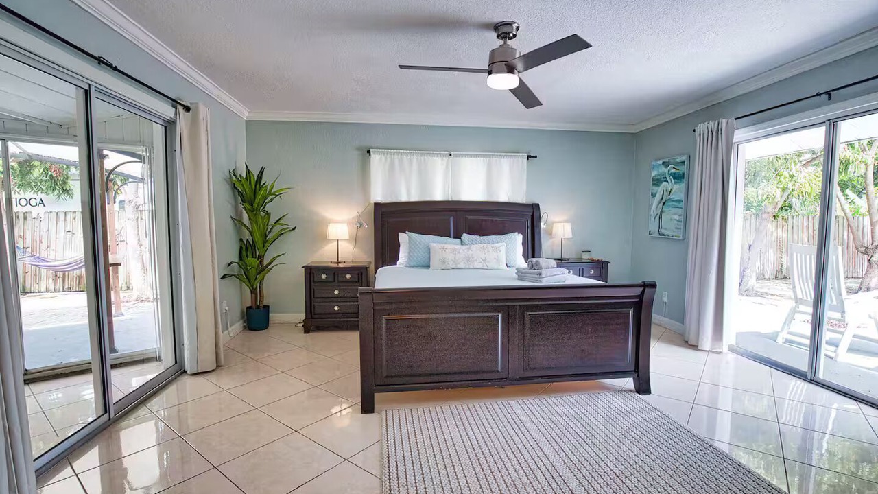 Photo of Bedroom in Trailer Estates
