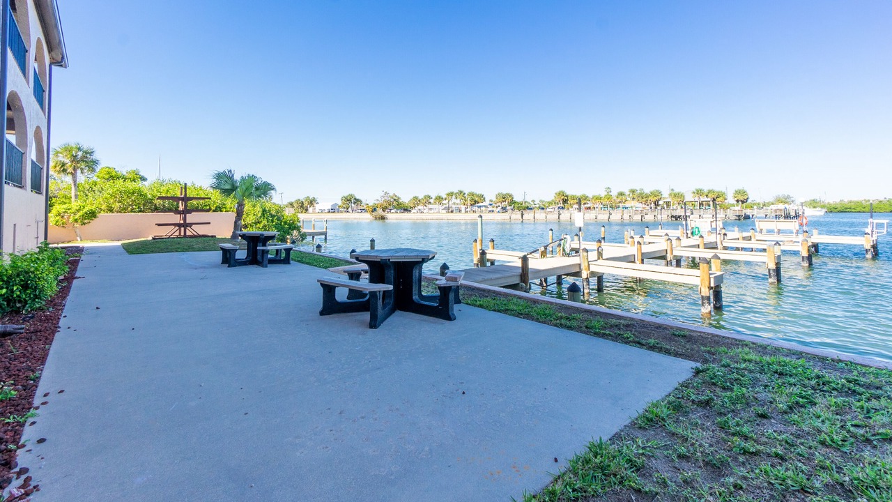 Photo of Outdoor in Englewood