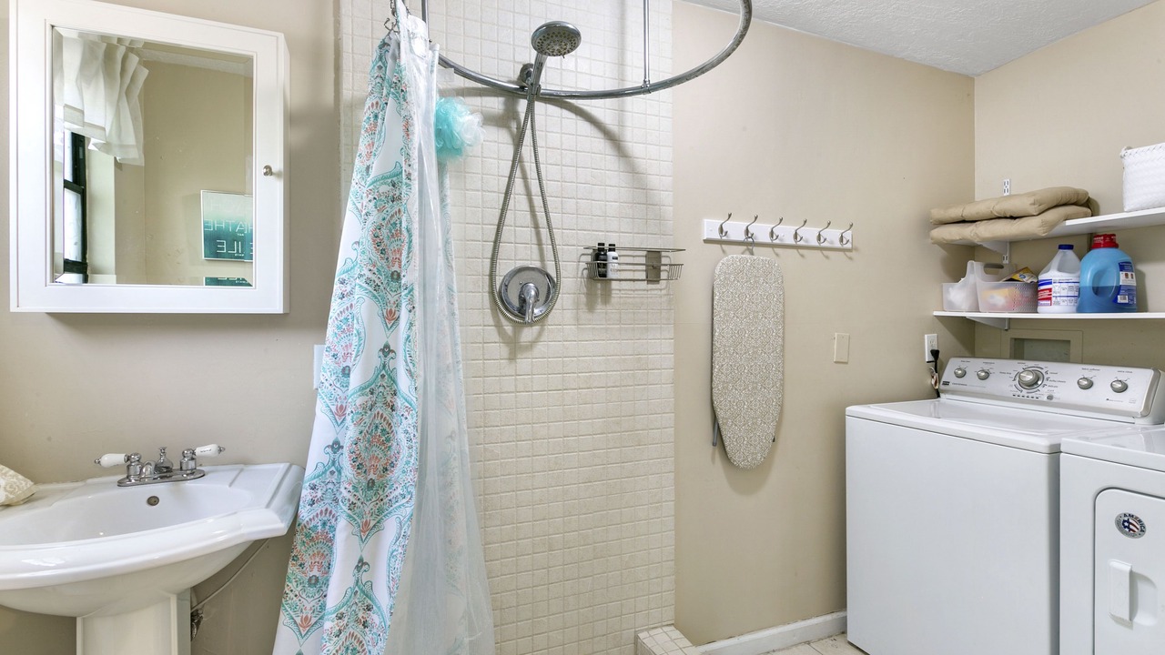 Photo of Bathroom in Old Northwood