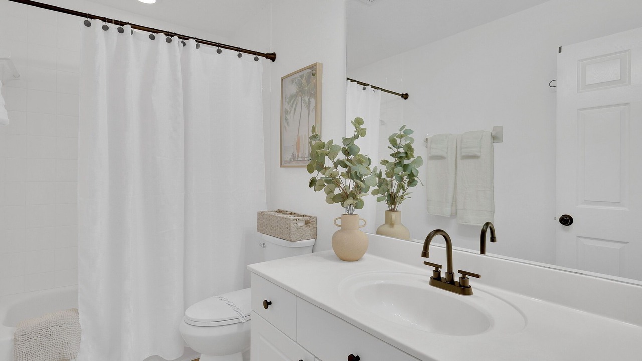 Photo of Bathroom in Bonita Shores