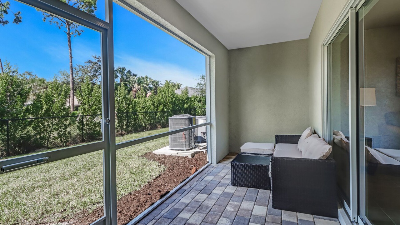 Photo of Patio Balcony in Naples