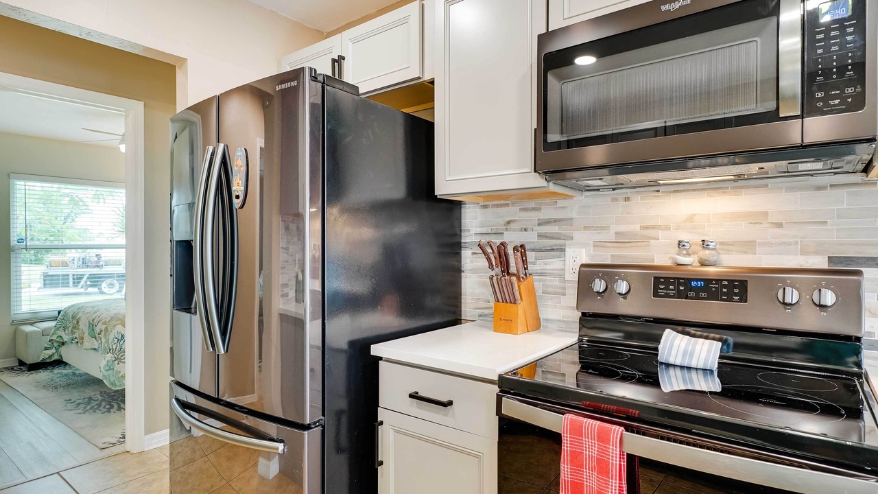 Photo of Kitchen in Caloosahatchee