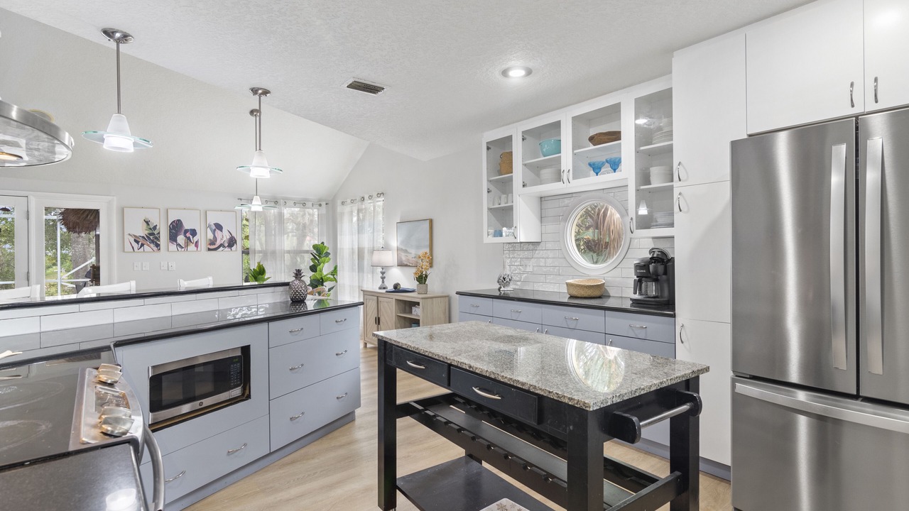 Photo of Kitchen in Sebastian Highlands