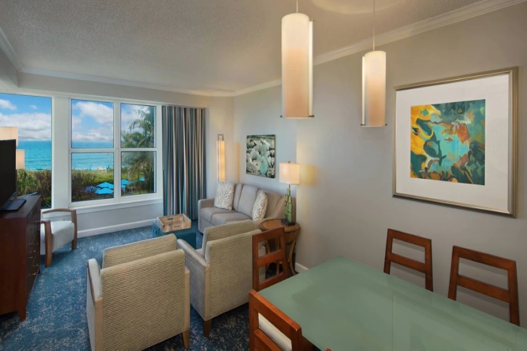 Photo of Livingroom in Palm Beach Shores