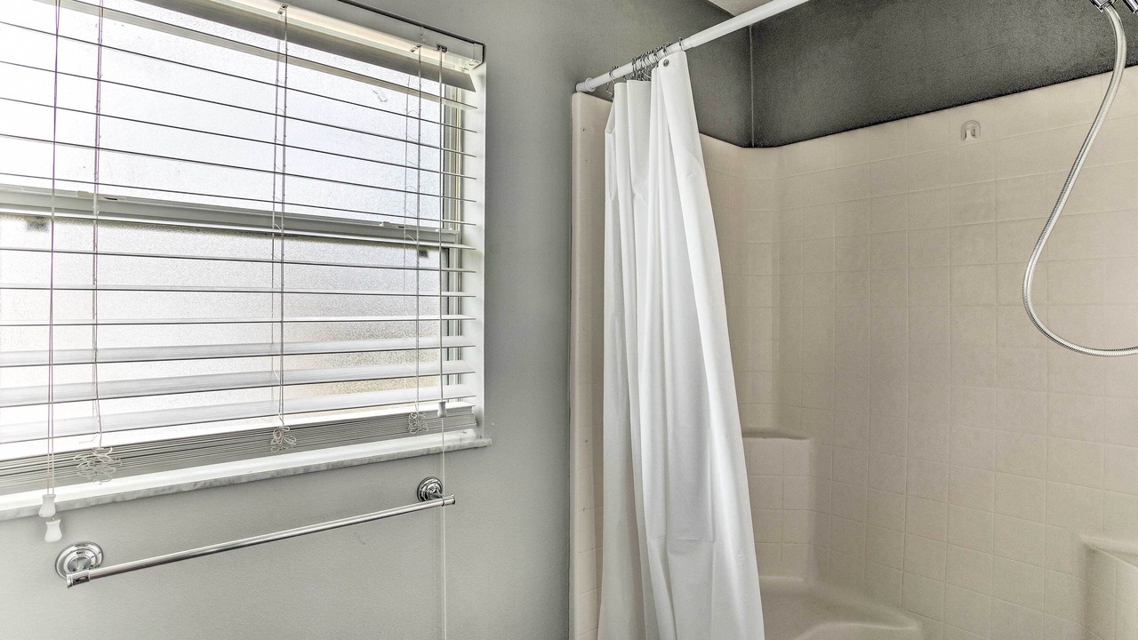 Photo of Bathroom in Port Saint Lucie