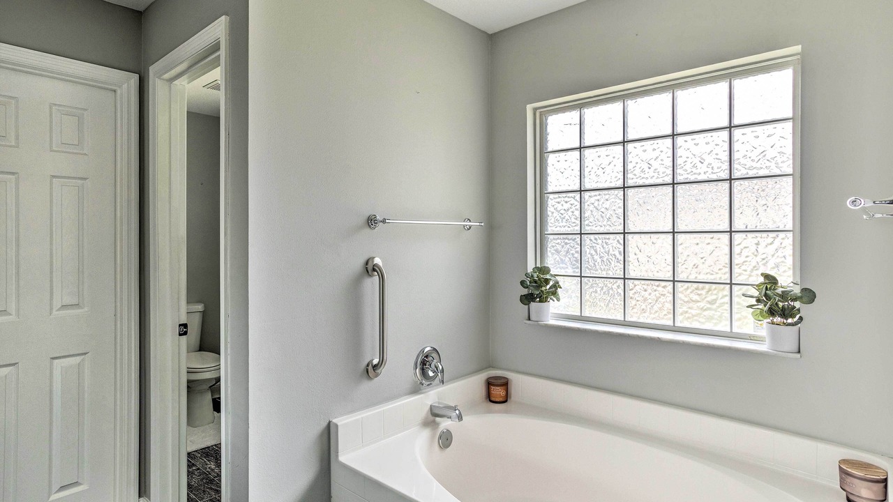 Photo of Bathroom in Port Saint Lucie