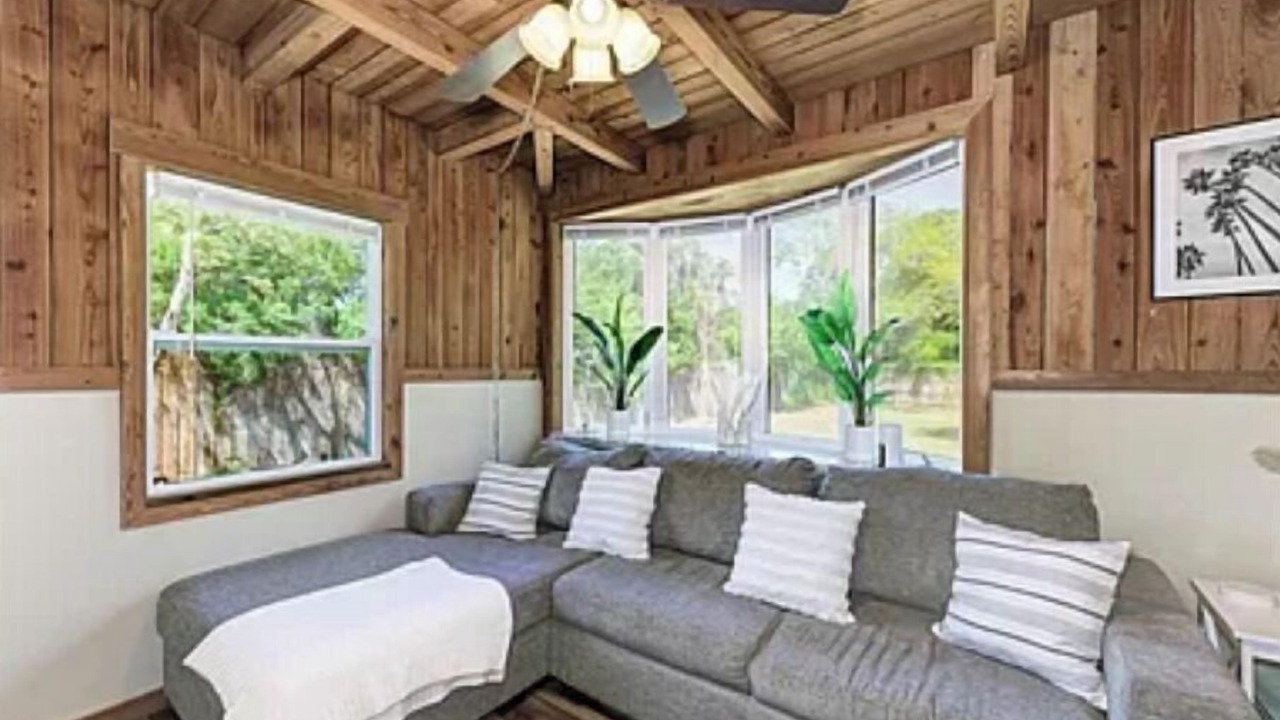 Photo of Livingroom in Fruitville