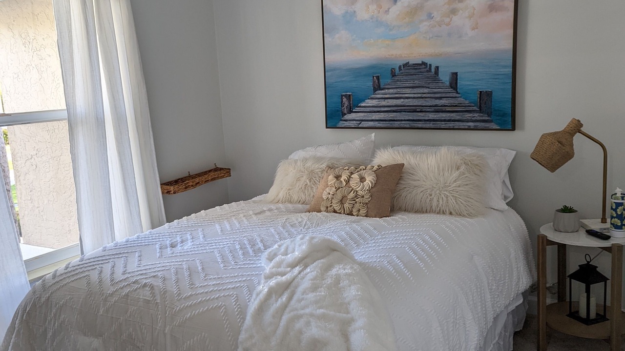 Photo of Bedroom in Hammock Bay
