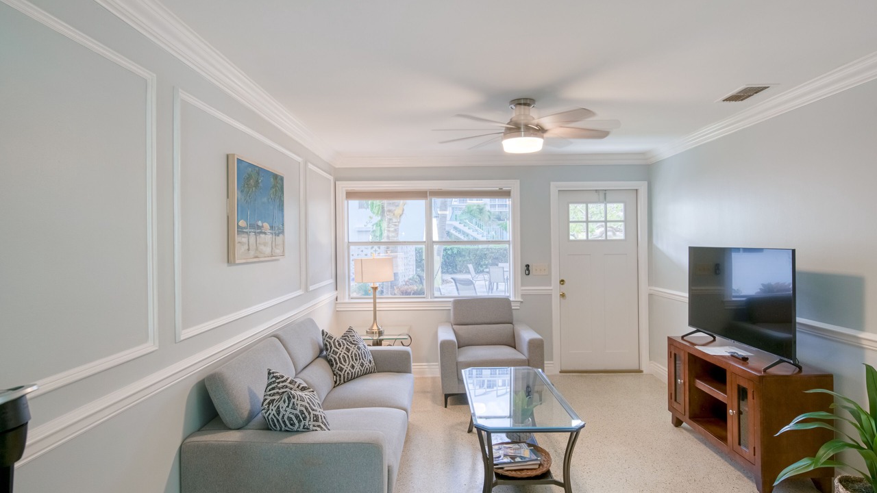 Photo of Livingroom in Singer Island