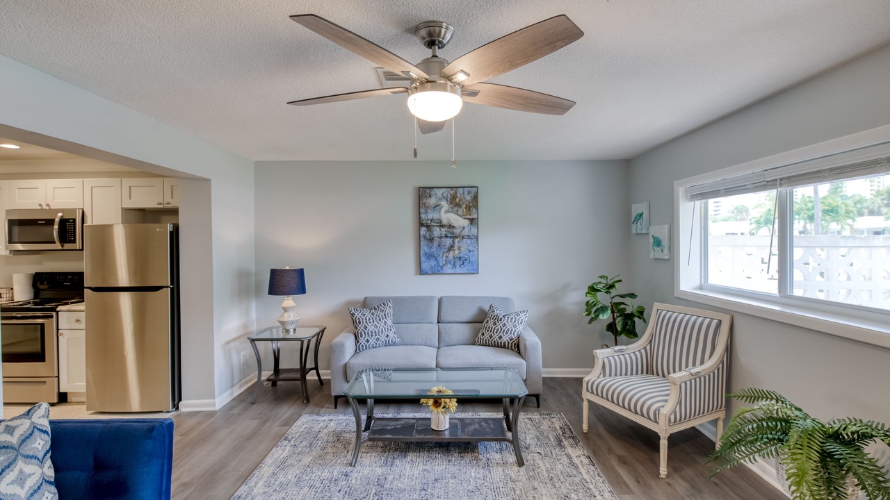 Photo of Livingroom in Singer Island