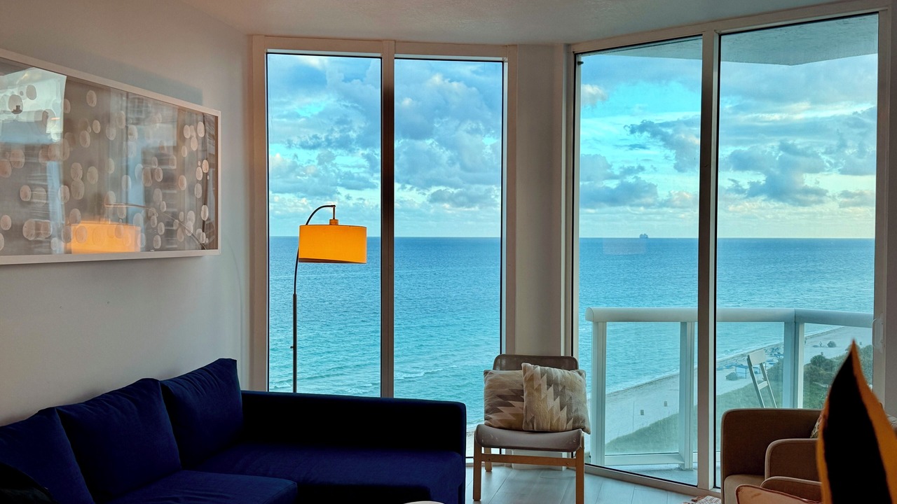 Photo of Livingroom in North Beach