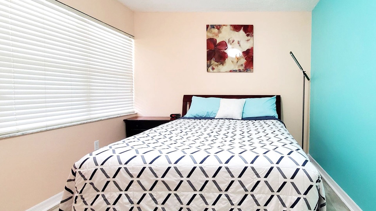 Photo of Bedroom in Bee Ridge