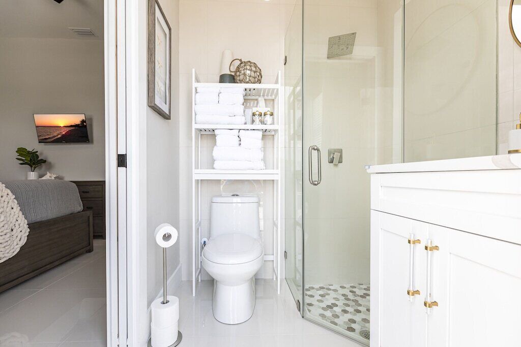 Photo of Bathroom in Diplomat