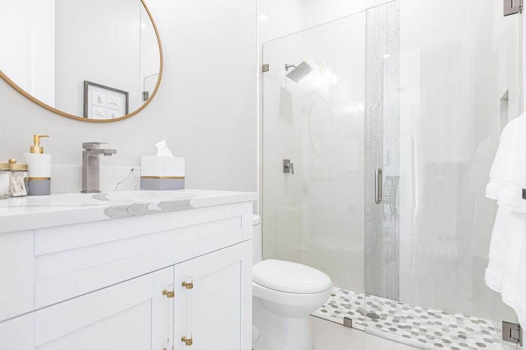Photo of Bathroom in Diplomat