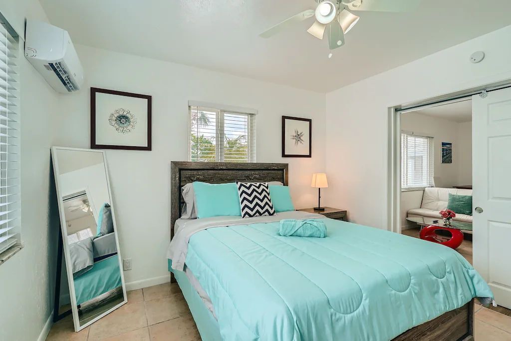 Photo of Bedroom in Palm Beach Shores