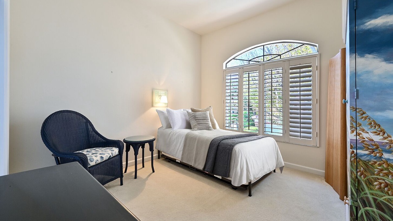 Photo of Bedroom in Pelican Bay
