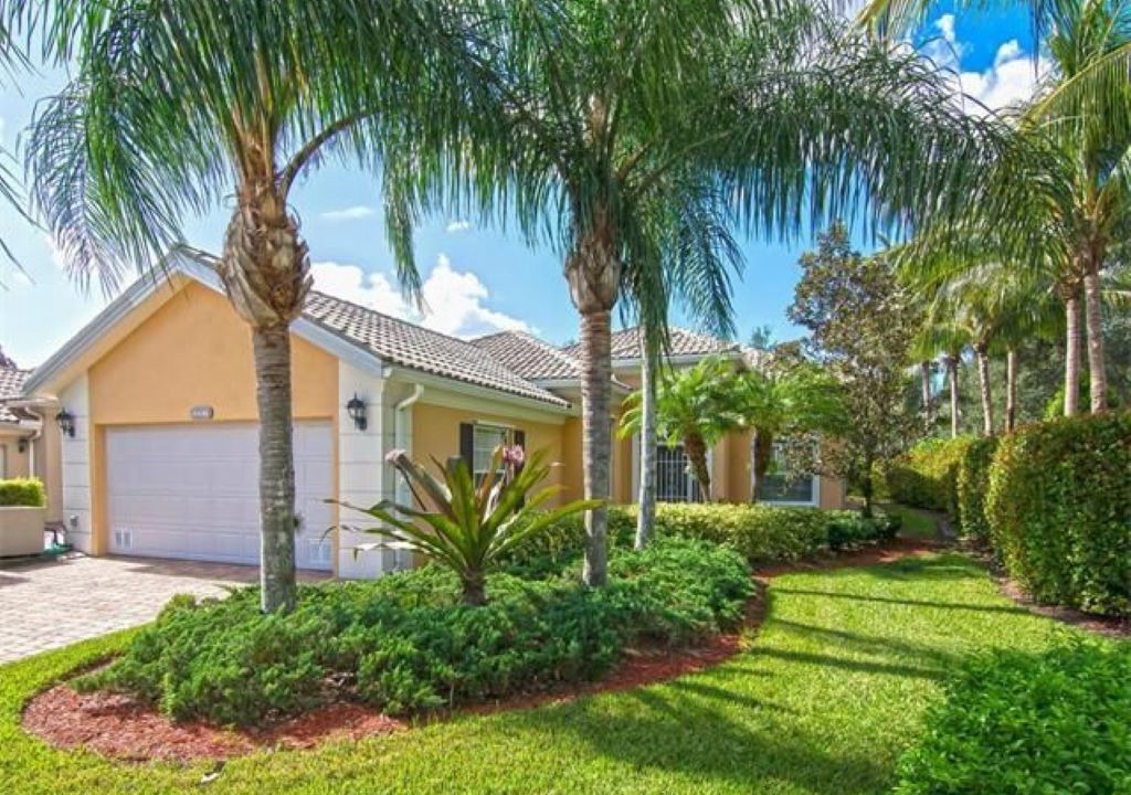 Photo of Outdoor in Village Walk of Bonita Springs