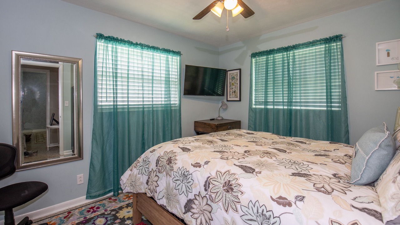 Photo of Bedroom in Lake Worth