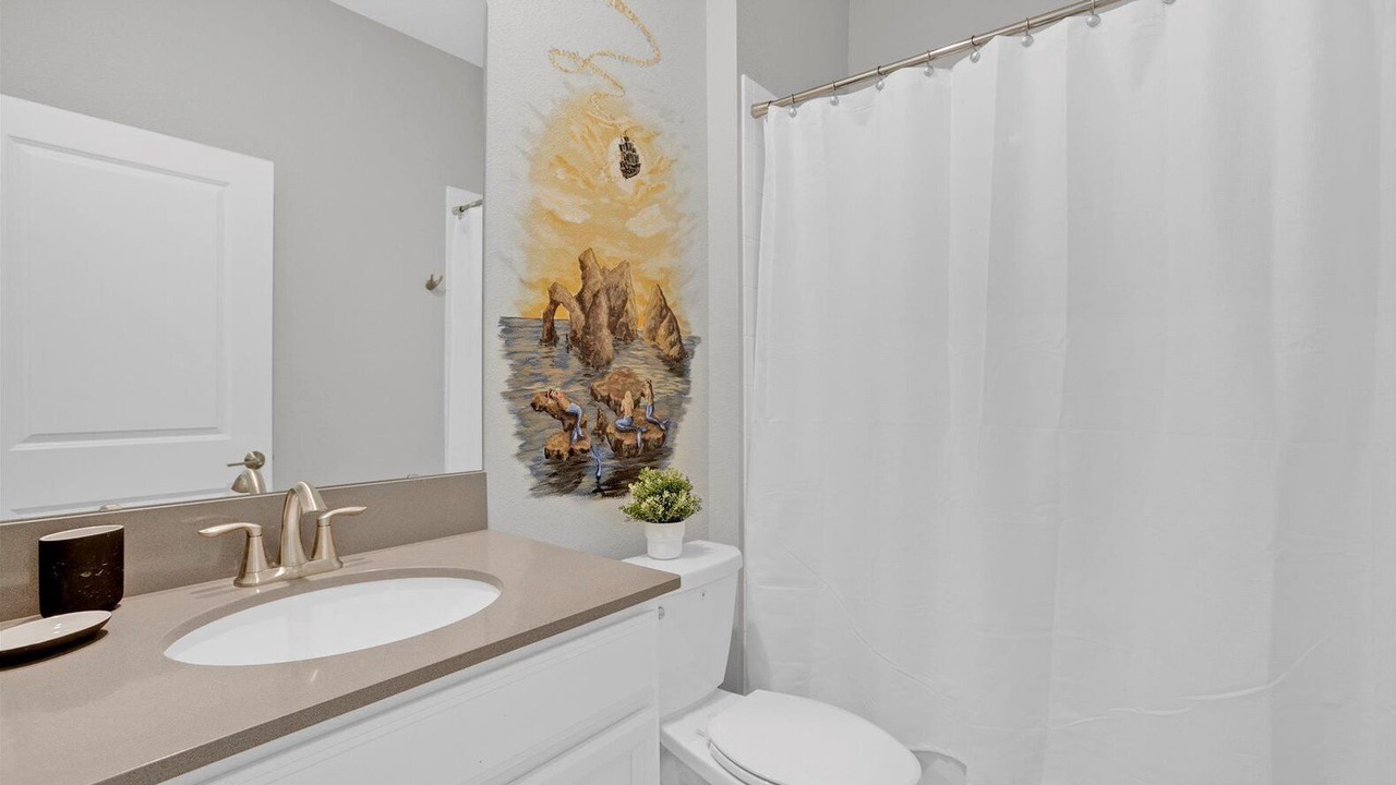 Photo of Bathroom in Bay Lake