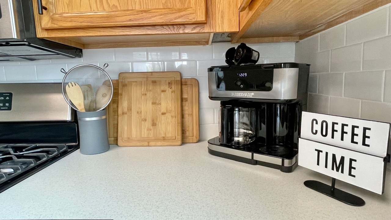 Photo of Kitchen in Lakeview Village