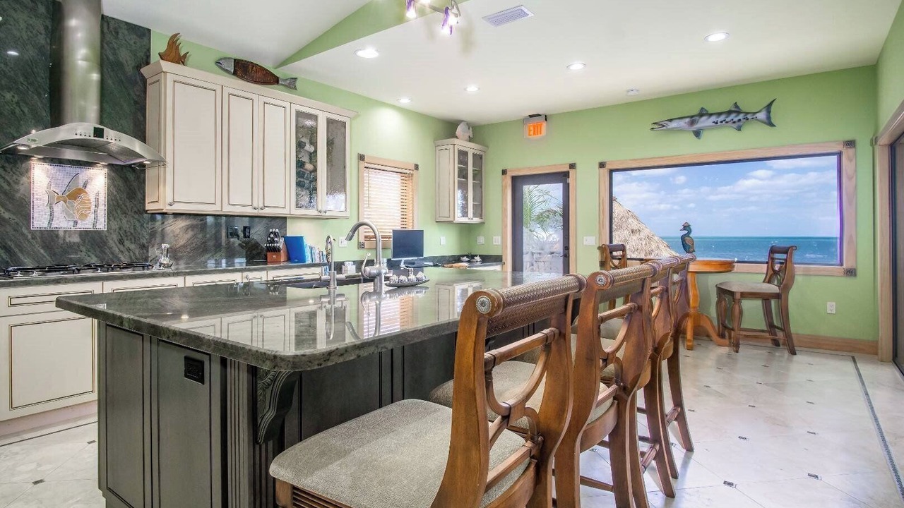 Photo of Kitchen in Marathon