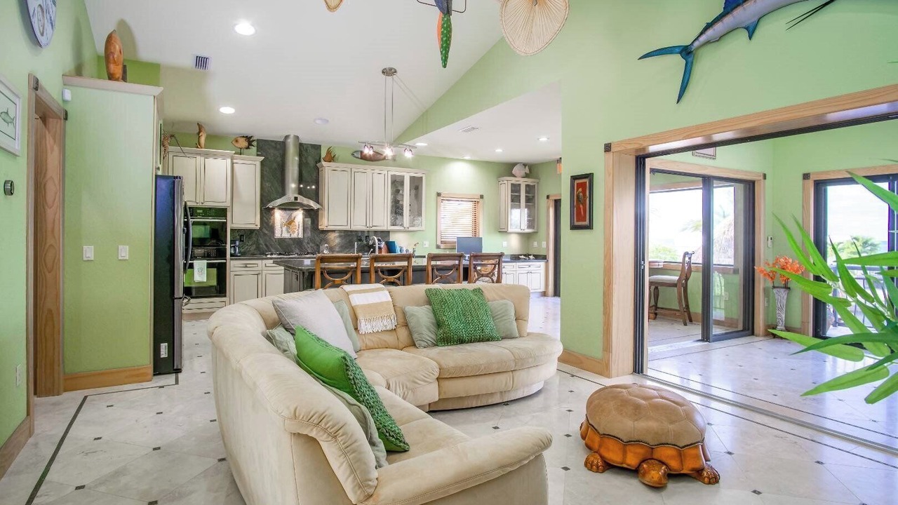Photo of Livingroom in Marathon