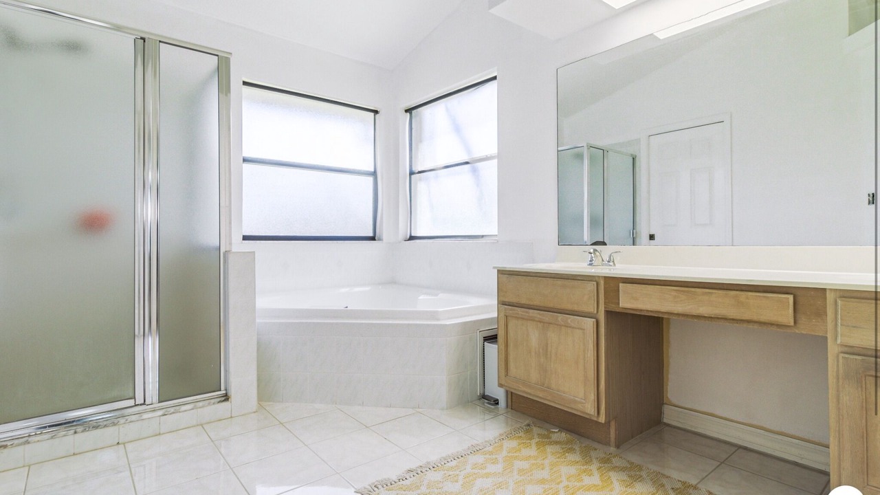 Photo of Bathroom in Port Malabar