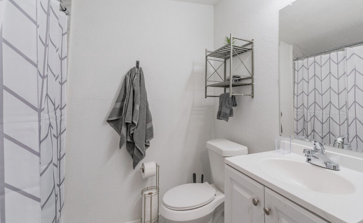 Photo of Bathroom in East Tampa