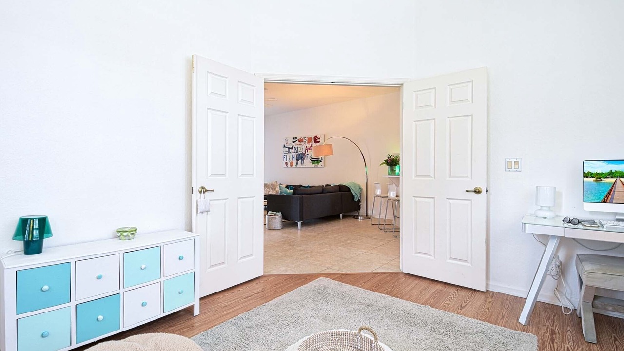 Photo of Livingroom in North Naples