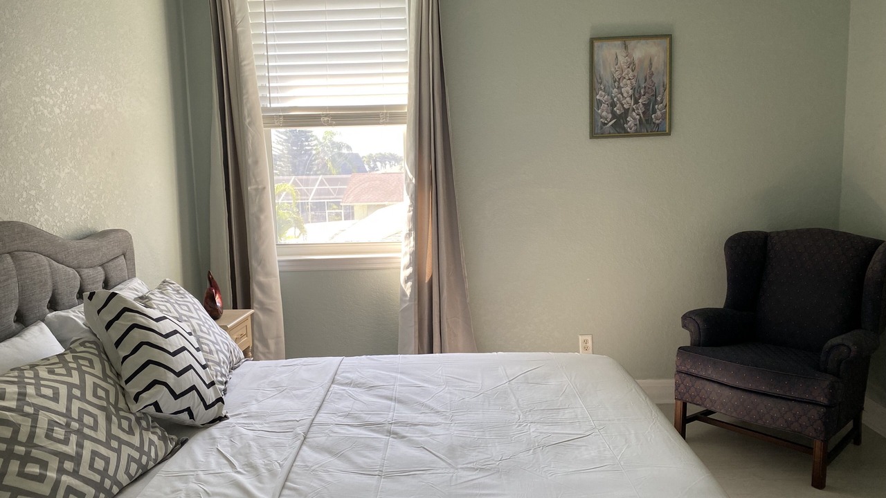 Photo of Bedroom in Caloosahatchee