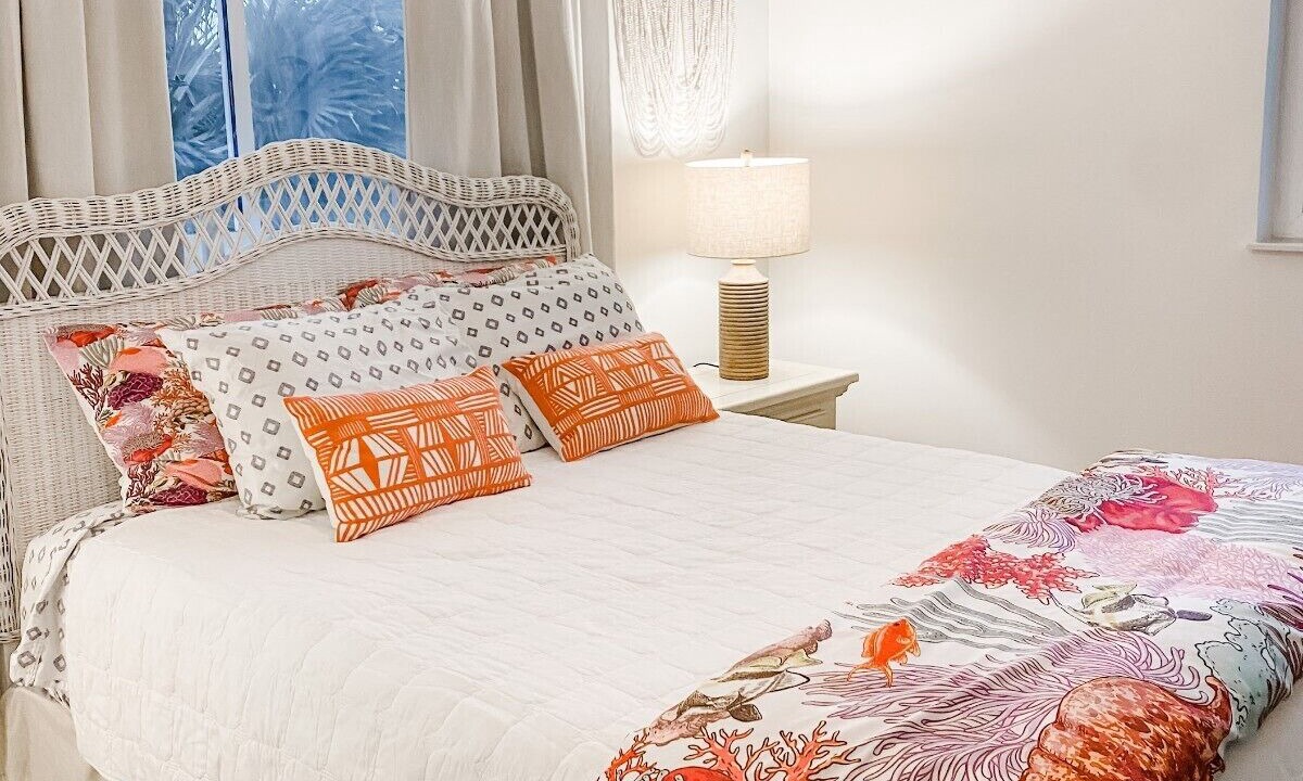 Photo of Bedroom in Tropical Bay Estates