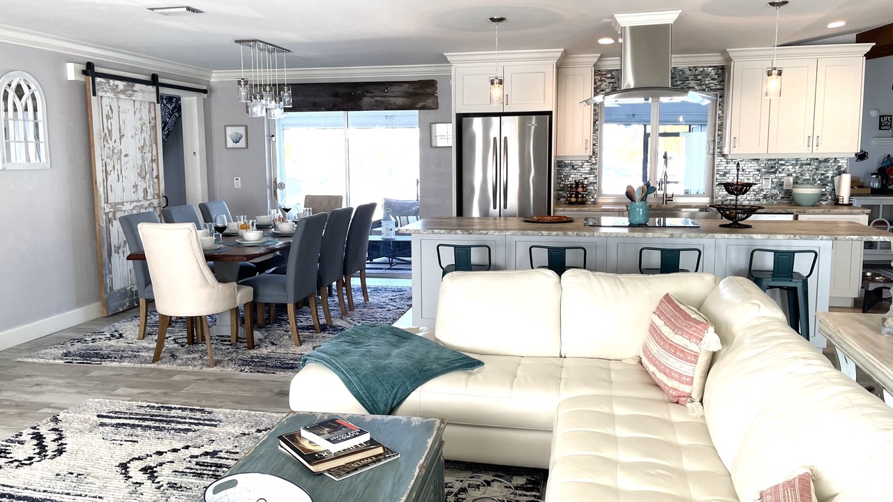 Photo of Bedroom in Caloosahatchee