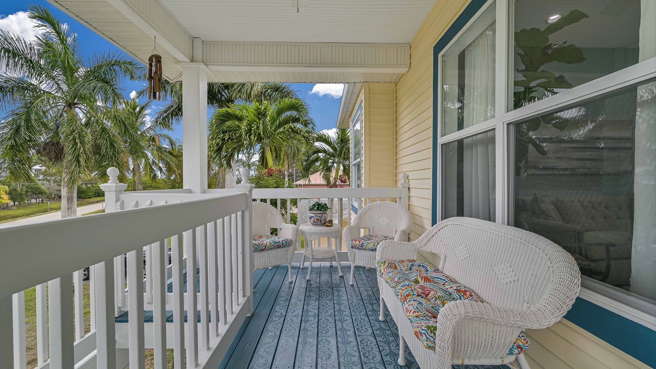Photo of Patio Balcony in Saint James City