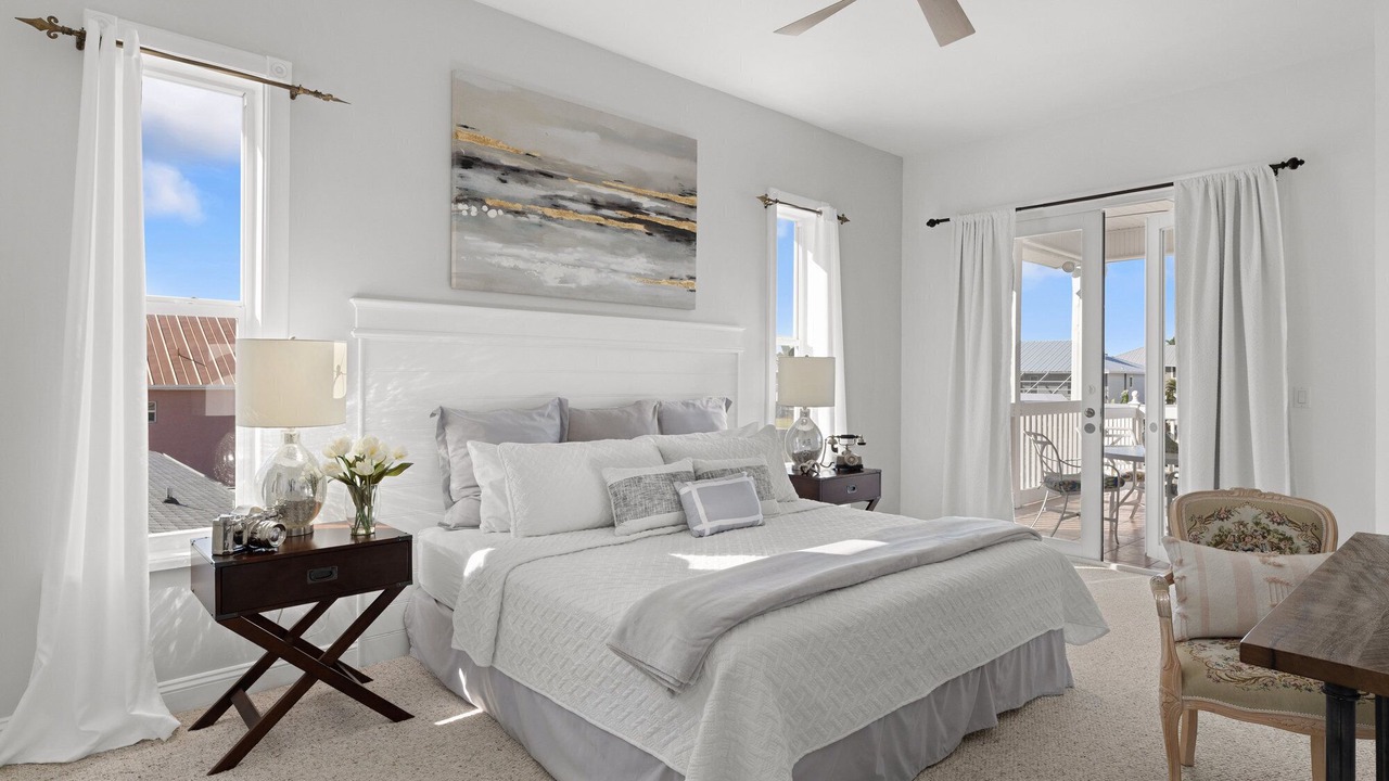 Photo of Bedroom in Saint James City