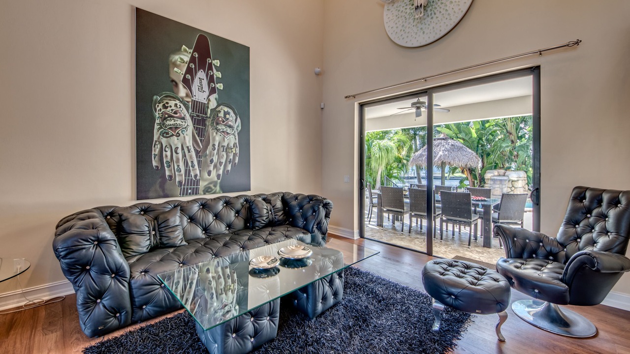 Photo of Livingroom in Caloosahatchee