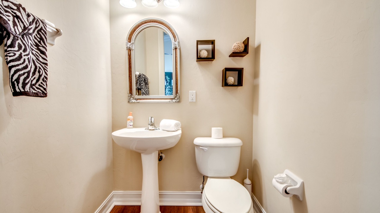 Photo of Bathroom in Caloosahatchee
