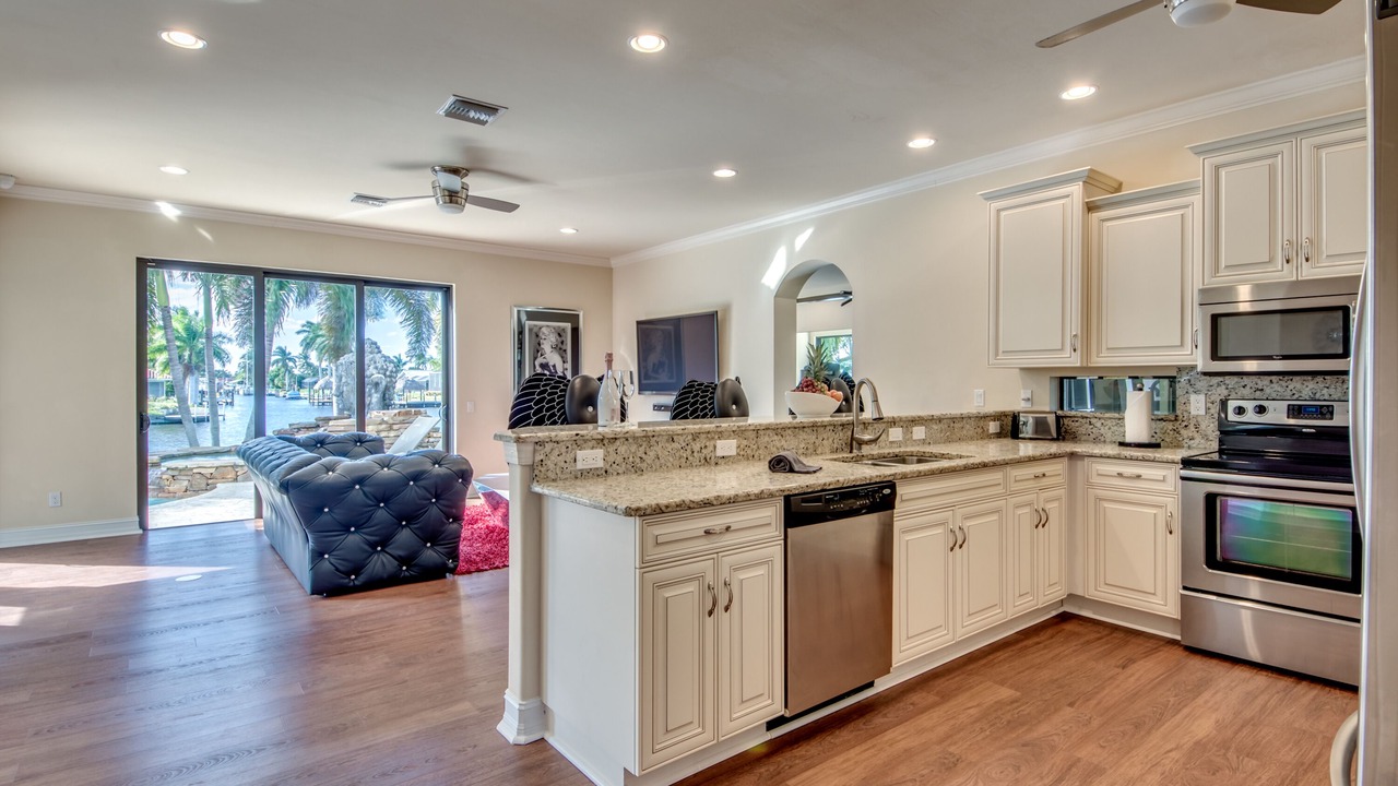 Photo of Kitchen in Caloosahatchee