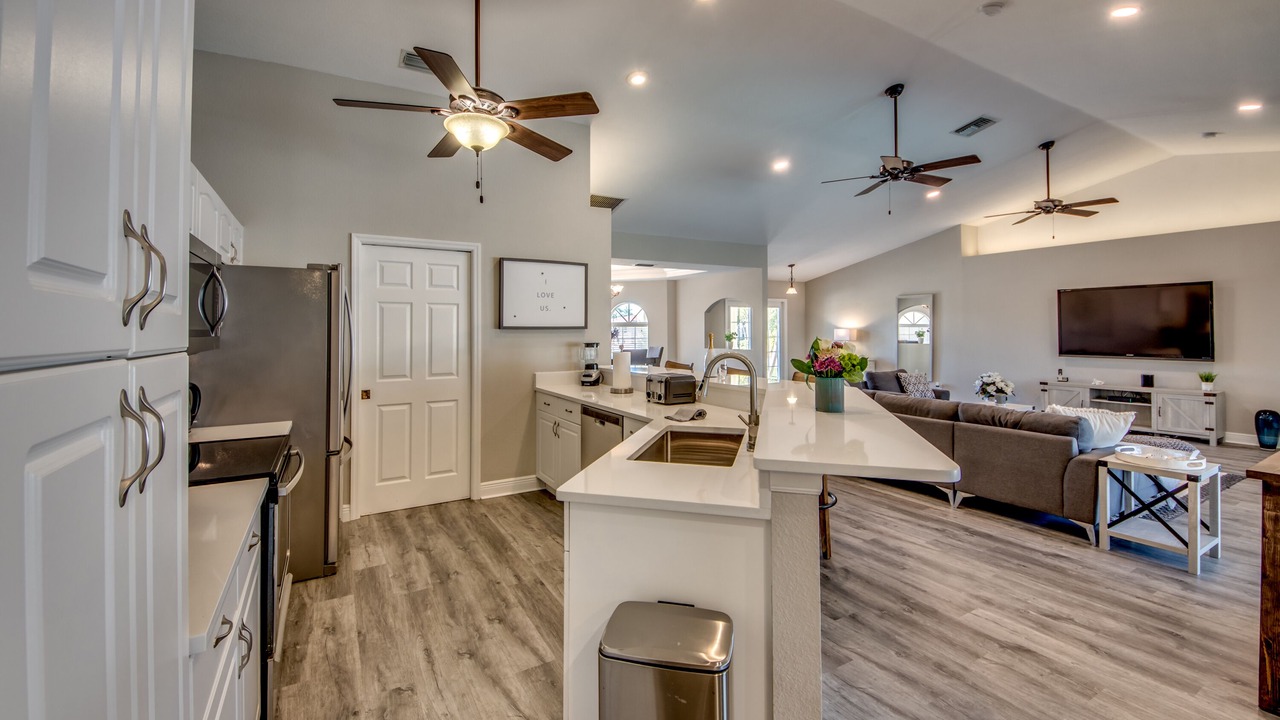 Photo of Kitchen in Yacht Club