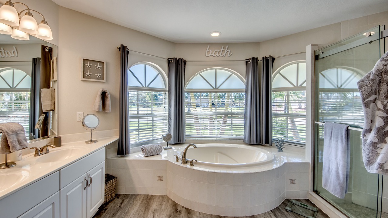 Photo of Bathroom in Yacht Club