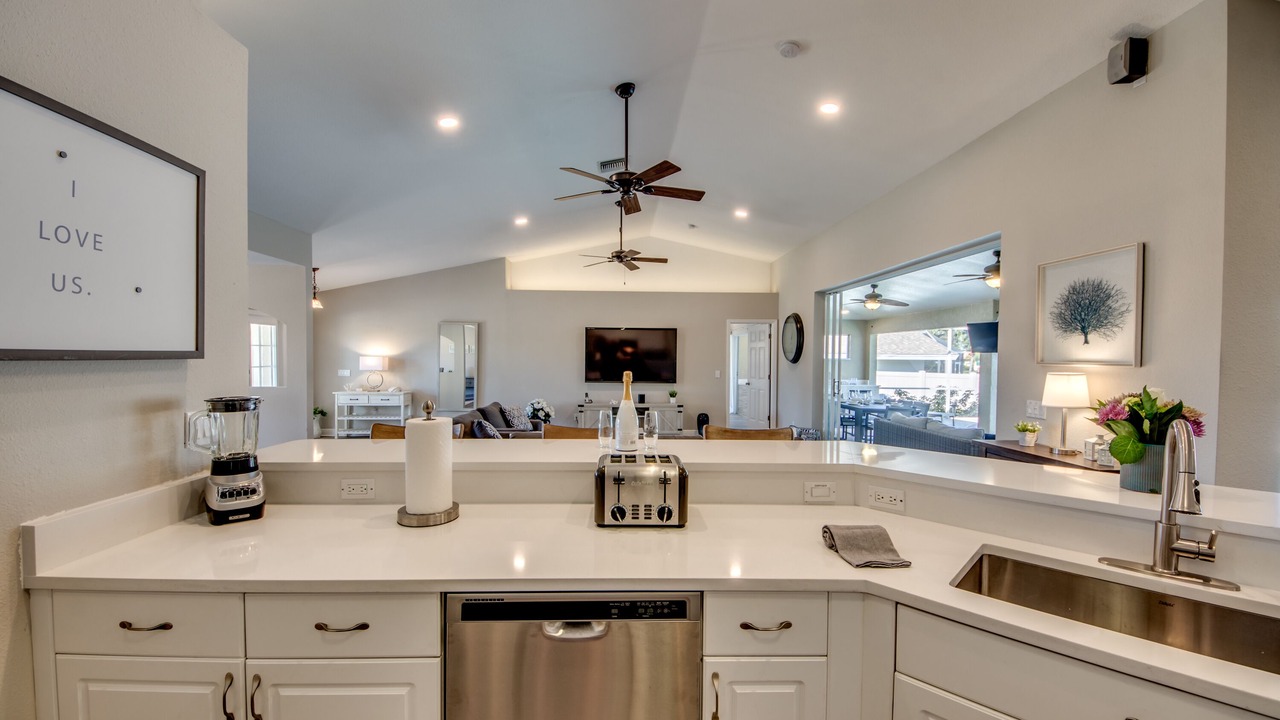 Photo of Kitchen in Yacht Club