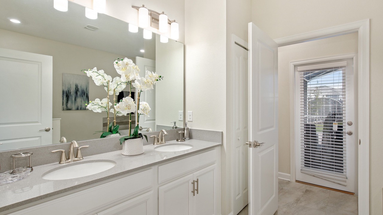 Photo of Bathroom in Davenport