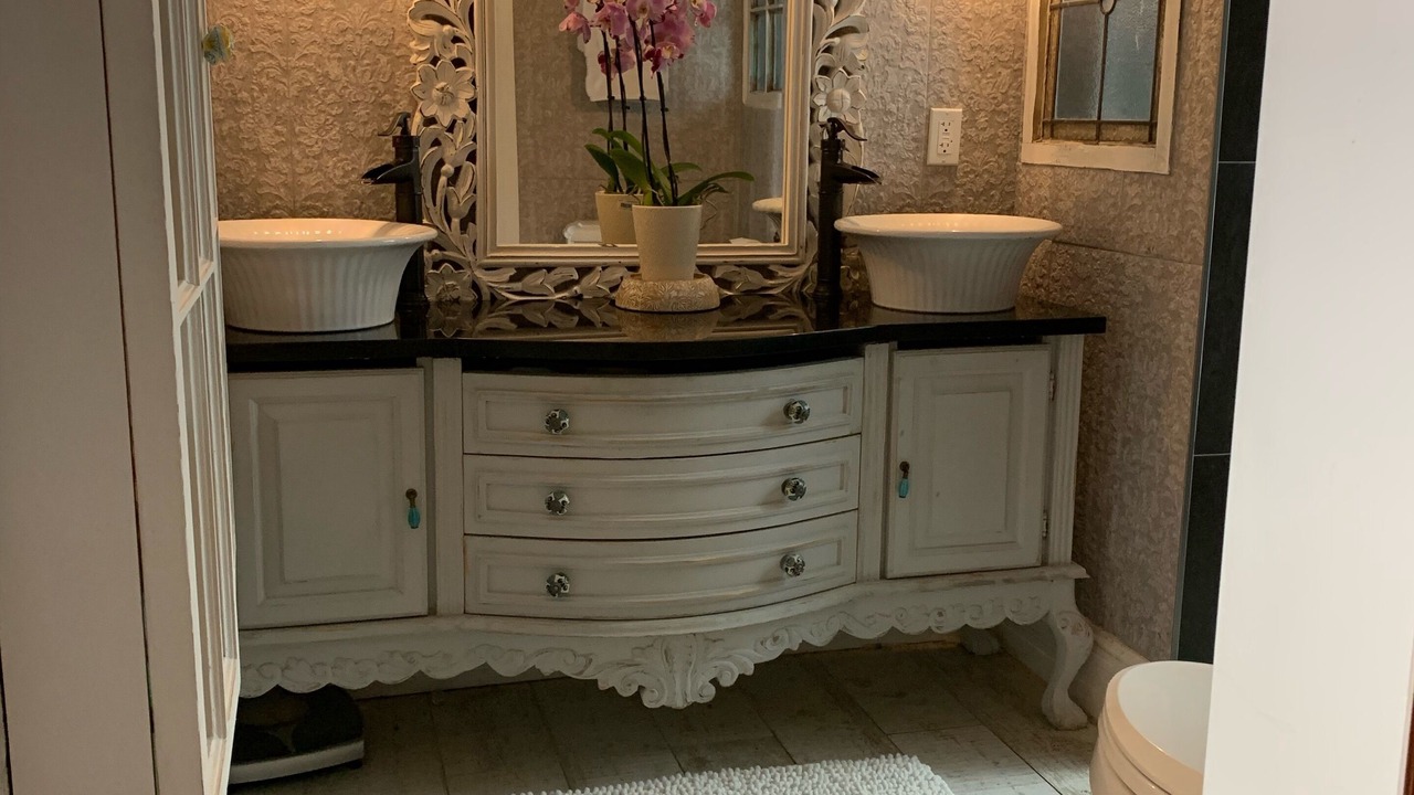 Photo of Bathroom in Central Park